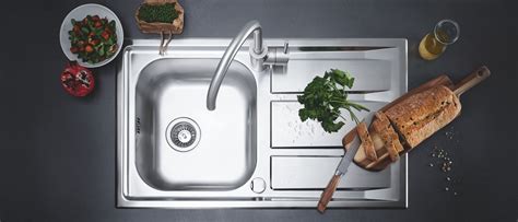 GROHE Kitchen Sinks Product Overview .